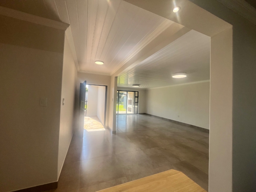 To Let 4 Bedroom Property for Rent in Dormehls Drift Western Cape